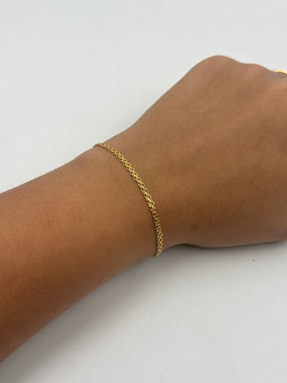 Pulso It chino Oro amarillo 18k +3 / 1,62 Gr / 2,20 mm / 18 Cm
