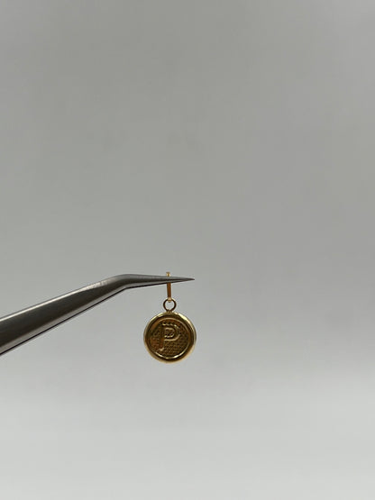 Dije letra P Oro amarillo 18k 0,45 Gr / 10 mm / 1,1 Cm