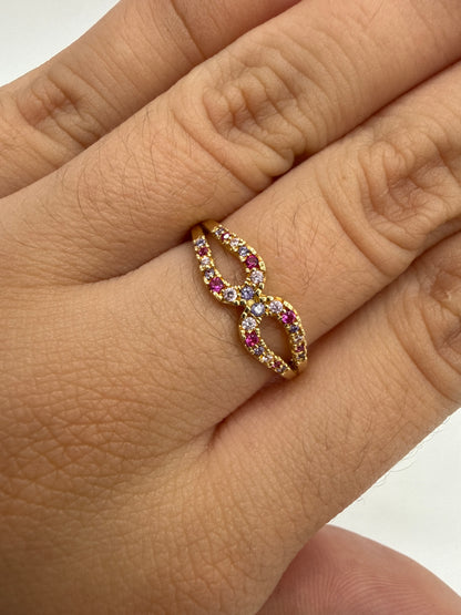 Anillo Circon Rosa y Lila Oro amarillo 18k / Talla 6 1/2 / 2,11 Gr / 5,6 mm