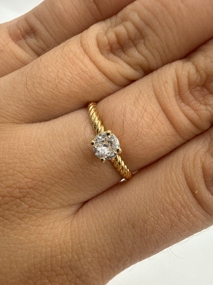 Anillo Compromiso Trenza Circon Blanco Oro amarillo 18k / Talla 7 1/4 / 1,55 Gr / 4,50 mm