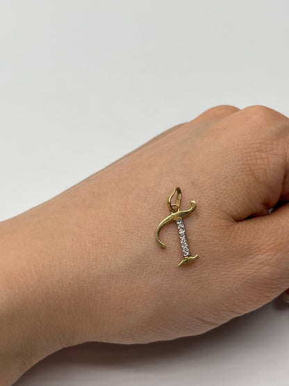 Dije Letra T Oro amarillo 18k 0,70 Gr / 11,40 mm / 1,5 Cm