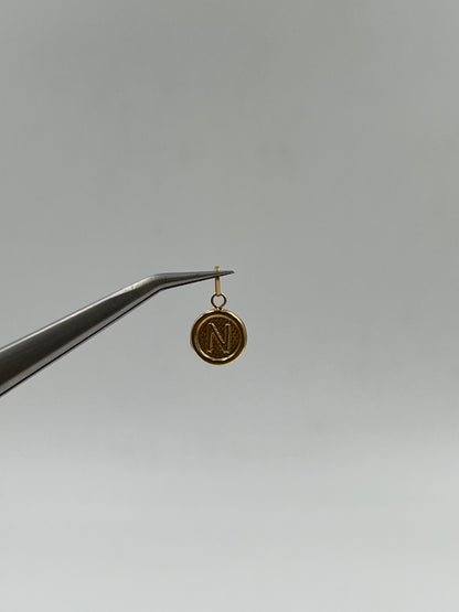 Dije letra N Oro amarillo 18k 0,44 Gr / 10 mm / 1,1 Cm