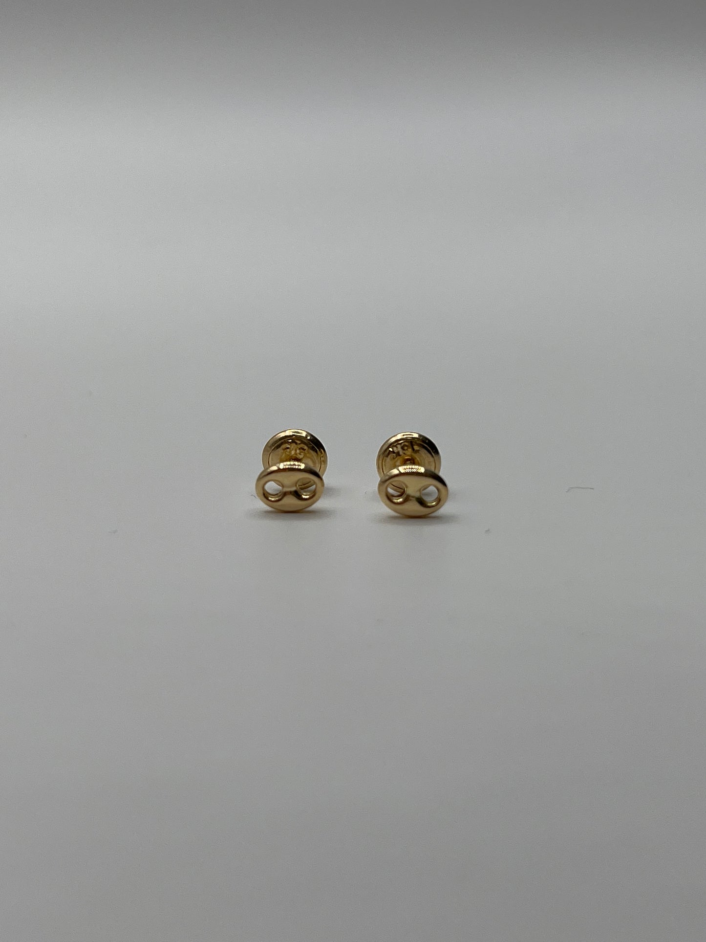 Topos GC Oro amarillo 18k 0,58 Gr / 6 mm