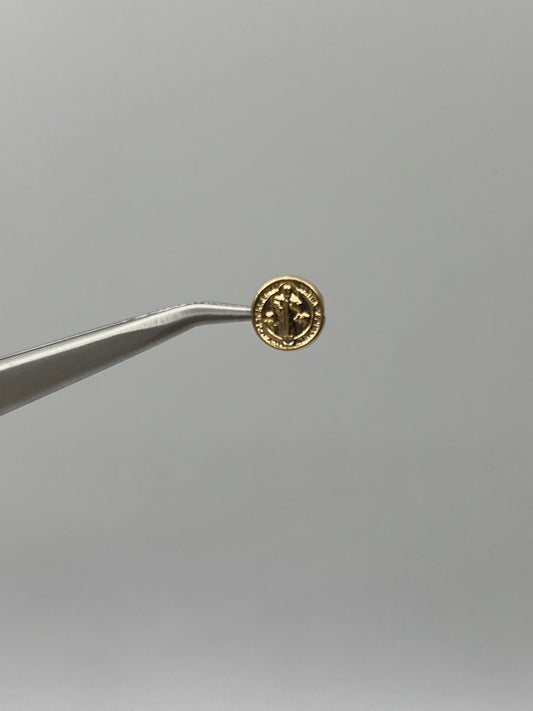 Herraje San Benito Oro amarillo 18k 0,28 Gr / 0,85 Cm