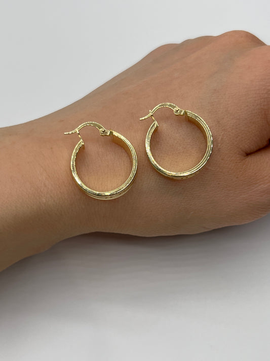 Candonga Lisa VSC Oro amarillo 18k 3,07 Gr / 2 Cm