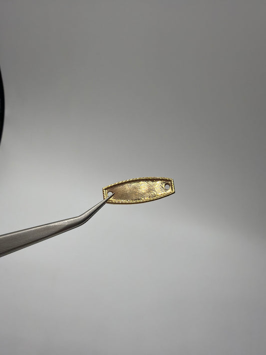 Herraje Placa Diamantada Oro amarillo 18k 0,72 Gr / 2,2 Cm