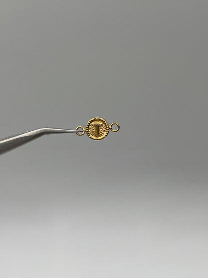 Herraje Letra T Oro amarillo 18k 0,43 Gr / 0,8 Cm