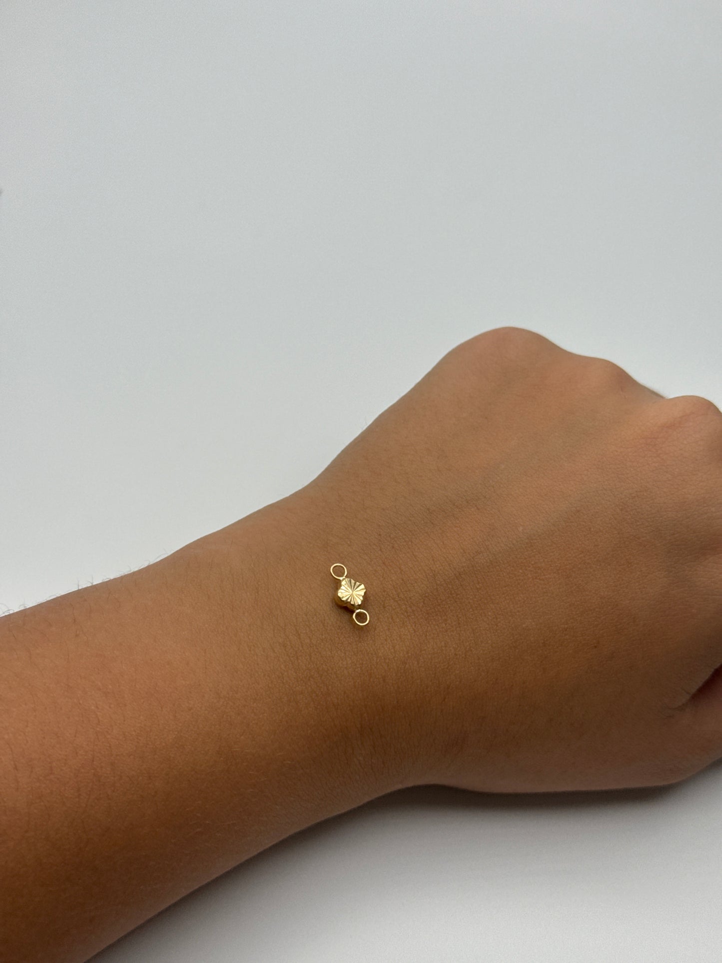 Herraje trebol diamantado Oro amarillo 18k 0,24 Gr / 0,6 Cm