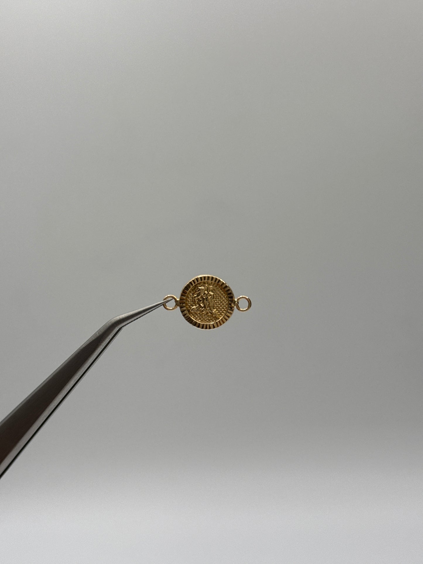 Herraje Arcangel San Miguel Oro amarillo 18k 0,68 Gr / 1,15 Cm