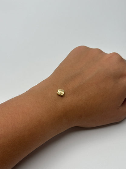 Herraje trebol diamantado Oro amarillo 18k 0,29 Gr / 0,8 Cm