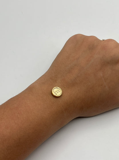 Herraje Letra E diamantada Oro amarillo 18k 0,46 Gr / 1 Cm