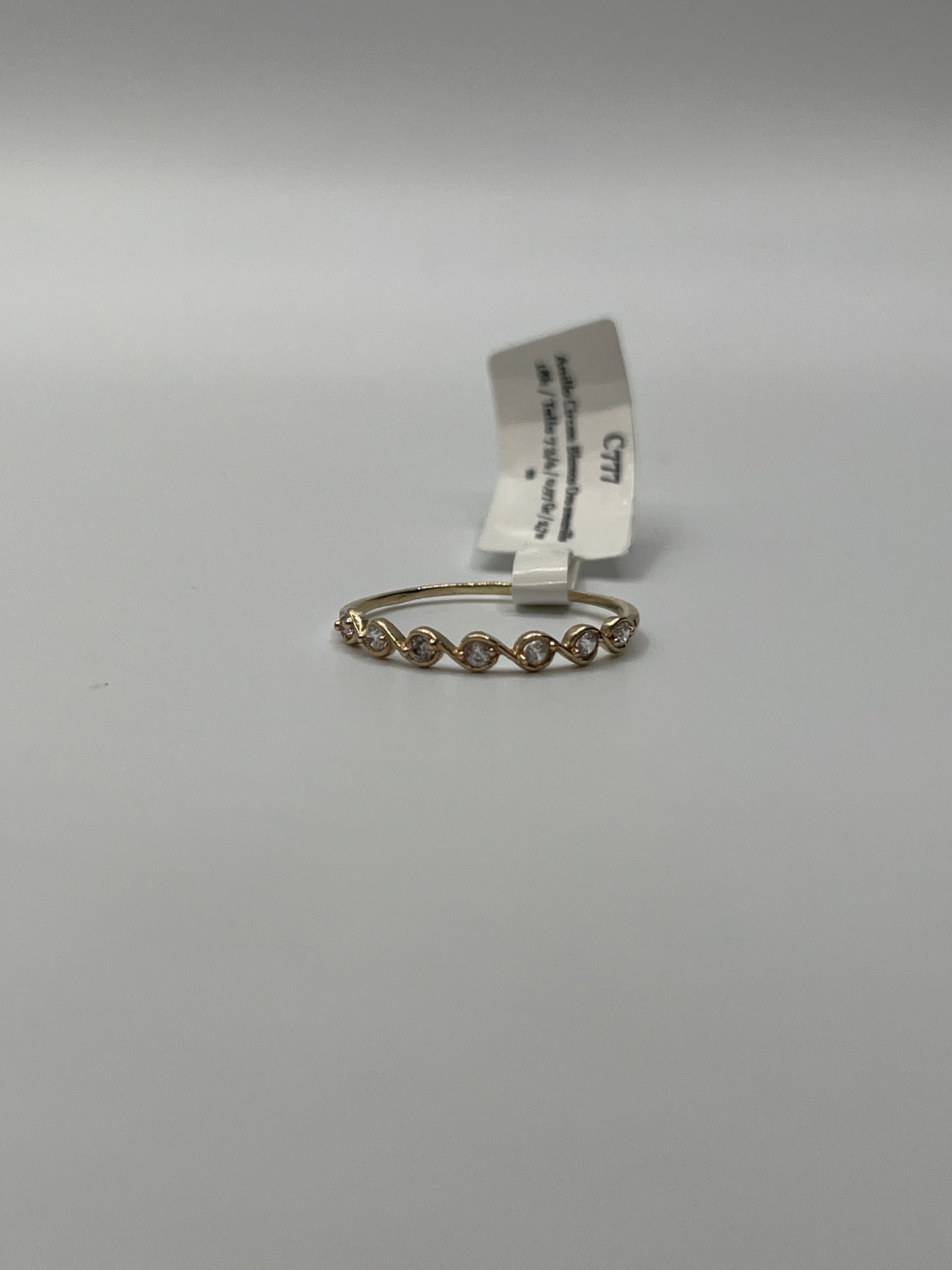 Anillo Circon Blanco Oro amarillo 18k / Talla 7 3/4 / 0,97 Gr / 2,7 mm