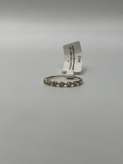 Anillo Circon Blanco Oro amarillo 18k / Talla 7 3/4 / 0,97 Gr / 2,7 mm