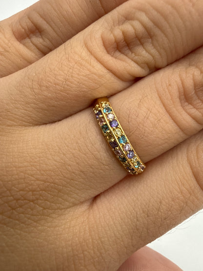 Anillo Churumbela Circon Lila y Azul Oro amarillo 18k / Talla 6 3/4 / 2,00 Gr / 3,7 mm