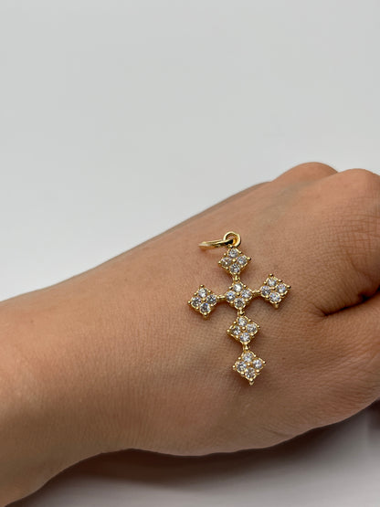 Dije Cruz Circon Blanco Oro amarillo 18k 3,32 Gr / 21,30 mm / 3 Cm