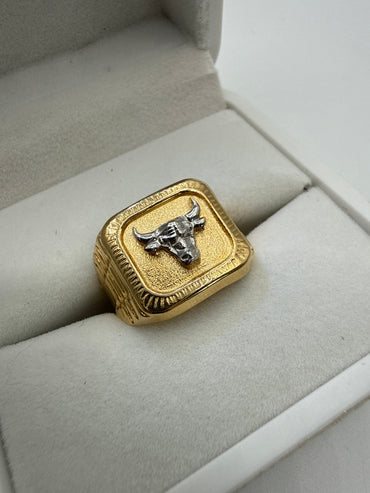 Anillo Tauro Oro amarillo 18k / Talla 8 / 3,49 Gr / 15 mm