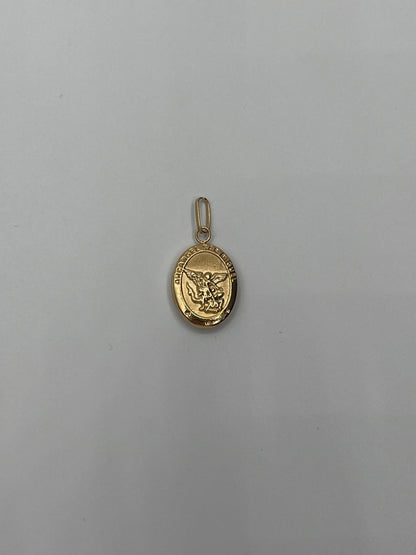 Dije Arcangel San Miguel Oro amarillo 18k 0,94 Gr / 11 mm / 1,8 Cm