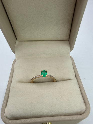 Anillo Solitario Esmeralda 0.385Ct Diamante 0.175Ct Oro It Amarillo 1.81 Gr / Talla 7 / 1,92 Gr