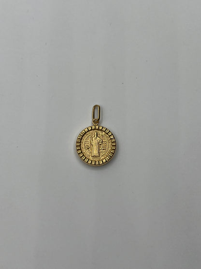 Dije San Benito Oro amarillo 18k 1,22 Gr / 14,2 mm / 1,4 Cm
