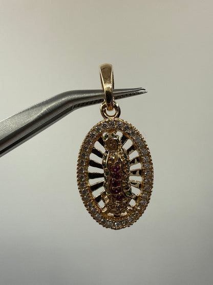 Dije Virgen Guadalupe Circones  Oro amarillo 18k 2,40 Gr / 12 mm / 2 Cm