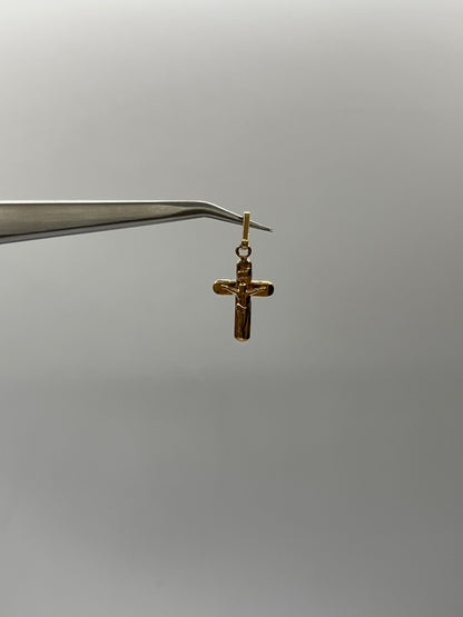 Dije Cruz Cristo Oro amarillo 18k 0,46 Gr / 11,26 mm / 1,9 Cm