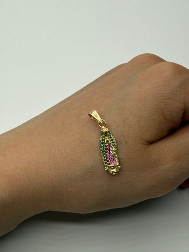 Dije Virgen de Guadalupe Circon Verde y Rosa  Oro amarillo 18k 1,17 Gr / 7 mm / 2,2 Cm
