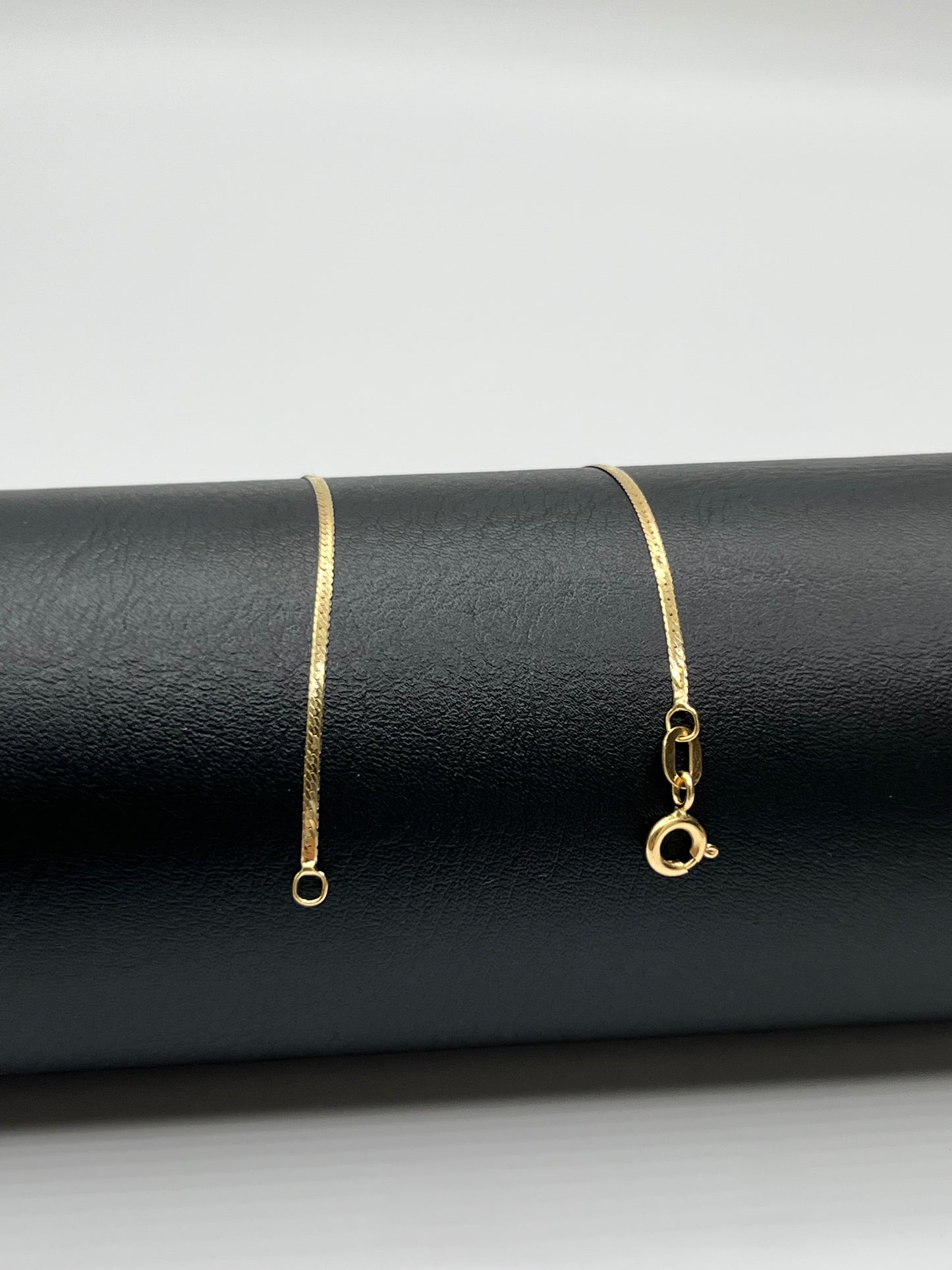 Pulso It mini serpiente Oro amarillo 18k +3 / 0,72 Gr / 1,22 mm / 18 Cm