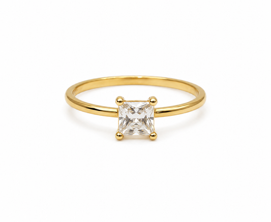 Anillo Compromiso Circon Blanco Oro amarillo 18k / Talla 4 3/4 / 1,06 Gr / 5,30 mm
