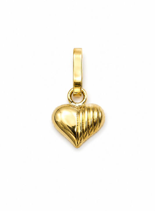 Dije Corazon Liso Rayado Oro amarillo 18k 0,26 Gr / 7,3 mm / 0,6 Cm